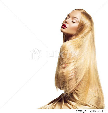 Girl with long hair 20662017