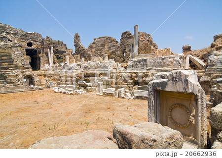 Old ruins in Side, Turkey Old ruins in Side, Turkey 20662936