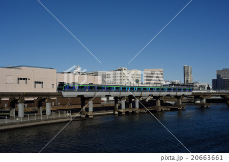 京浜運河を行く東京モノレール 京浜運河を行く東京モノレール 20663661
