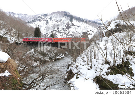 冬の只見線 20663684