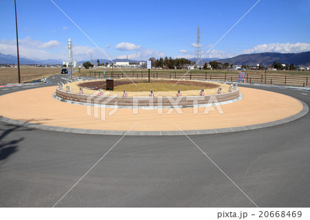 ラウンドアバウト交差点（安曇野市 本村 円） 20668469