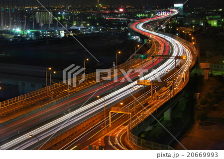 夜の高速道路 夜の高速道路 20669993