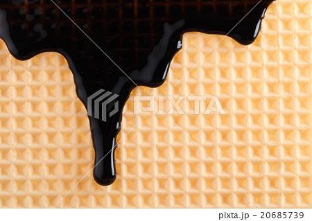 Wafer with flowing sweet sauce Wafer with flowing sweet sauce 20685739