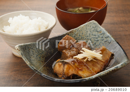 鯖の味噌煮定食 20689010