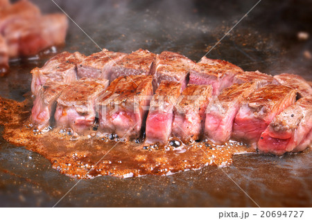 Teppanyaki Japanese wakyu beef Teppanyaki Japanese wakyu beef 20694727