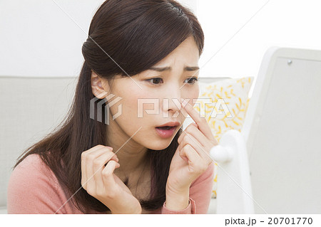 ビューティーイメージ　若い女性 20701770