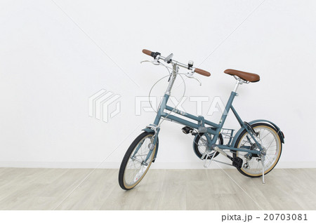 自転車のある生活 20703081