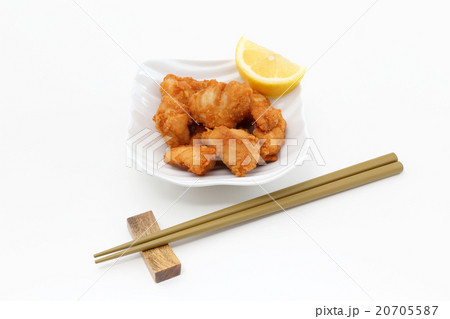 鶏の唐揚げ 20705587