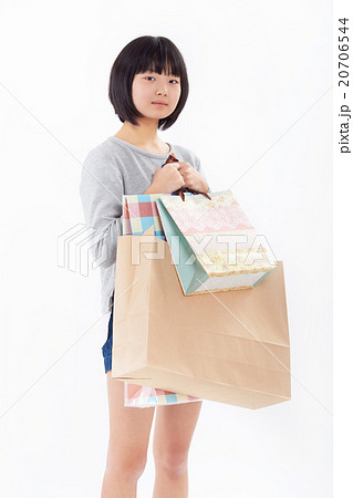 ＪＣ　私服 休日に可愛い私服を着た女子中学生の写真素材 [20706544] - PIXTA