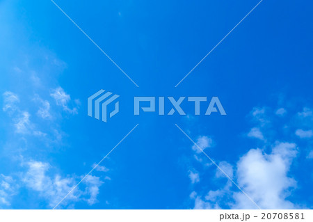 空　雲　青い空　白い雲　合成用背景素材　写真素材　コピースペース 20708581