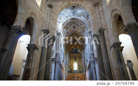 The interior Cathedral-Basilica of Cefalu, Sicily 20709790