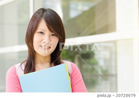 Young Asian college student at school campus 20720079
