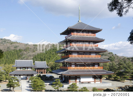 蓮華院誕生寺の奥之院五重の御堂 蓮華院誕生寺の奥之院五重の御堂 20720301
