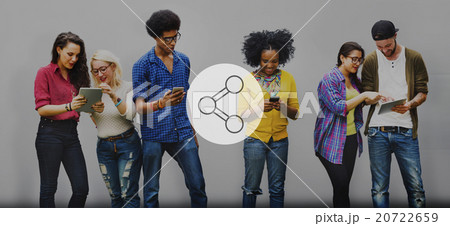 Share Connection Technology Sharing Global Communications Concep 20722659