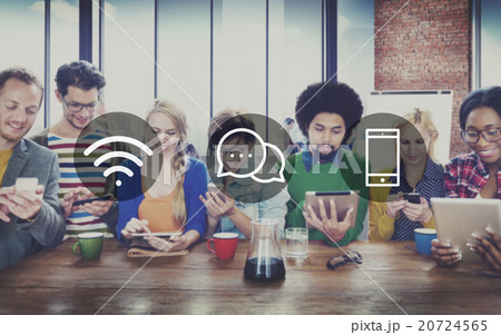 Wireless Technology Online Messaging Communication Concept 20724565