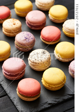 French delicious dessert macaroons French delicious dessert macaroons 20727011