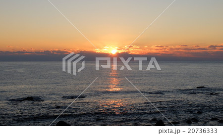 日の出 20736333