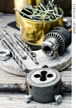 set of die and chaser ,threading tools 20745873