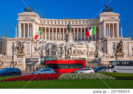 Rome with Monument of Victor Emmanuel II in Italy Rome with Monument of Victor Emmanuel II in Italy 20746054