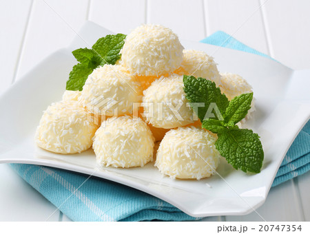 White Chocolate and Coconut Truffles White Chocolate and Coconut Truffles 20747354