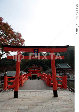 勝尾寺の弁天堂 勝尾寺の弁天堂 20753350