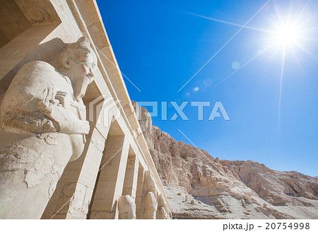 The temple of Hatshepsut near Luxor in Egypt 20754998