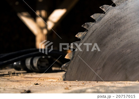 Switched off old rusty sharp circular saw blades Switched off old rusty sharp circular saw blades 20757015