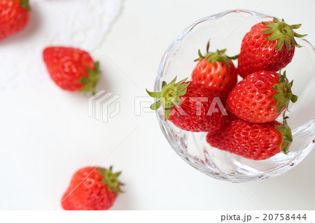 春の果物 春の果物 20758444