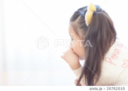 5 years old 20762010