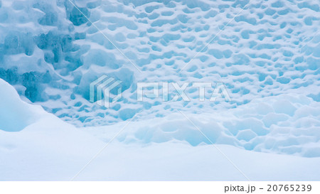 氷の造形　16：9 20765239