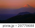 夕焼けの富士山 20770688