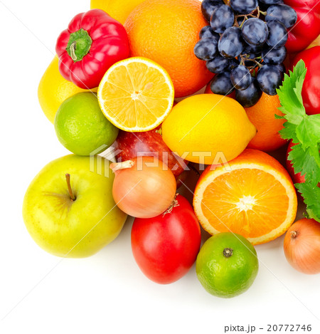 fruits and vegetables isolated on white background 20772746