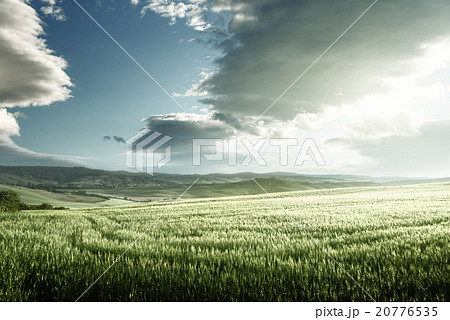 spring sunset in Tuscany, Italy spring sunset in Tuscany, Italy 20776535