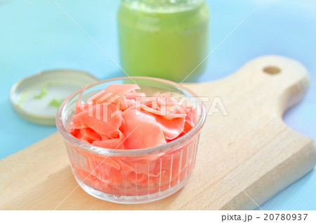 ginger with wasabi 20780937