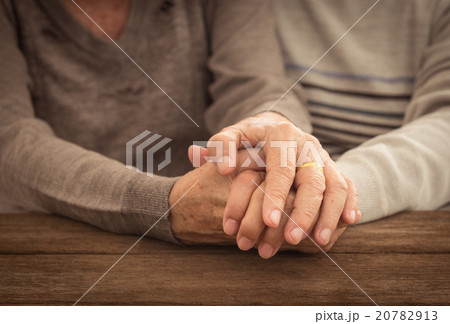 couple 20782913