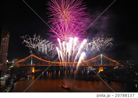 Firework on Story Bridge Brisbane River Festival 20788137
