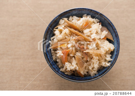 鶏ごぼうの炊き込みごはん 20788644