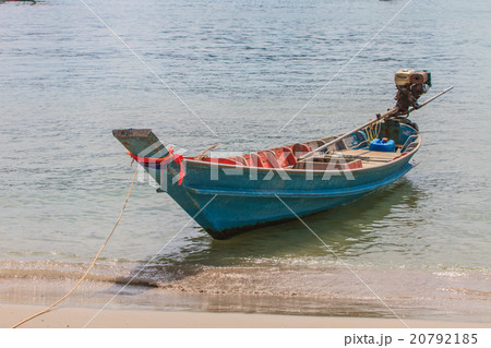 Fishing boat on the sea 20792185