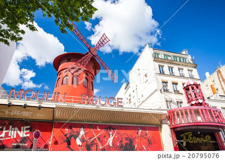 The Moulin Rouge in Paris, France 20795076