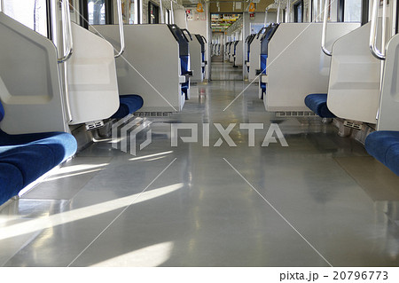 横須賀 総武快速線 E217系 車内 横須賀 総武快速線 E217系 車内 20796773