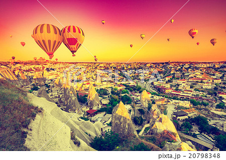 Hot air balloons over Cappadocia 20798348