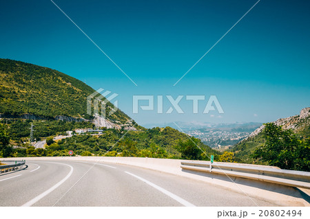 Beautiful asphalt road, freeway, motorway, highway 20802494
