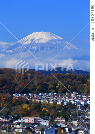 大磯から望む富士山と住宅街 大磯から望む富士山と住宅街 20807190