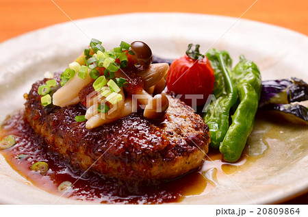 きのこハンバーグ和風醤油ソース 20809864