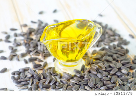 sunflower oil sunflower oil 20811779
