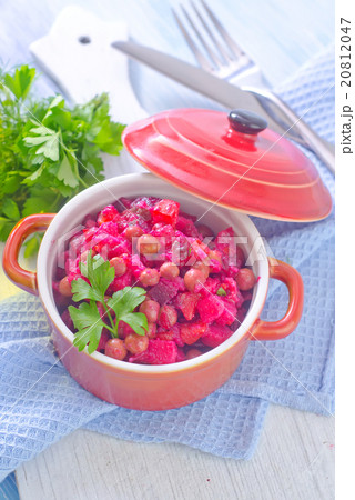 salad with beet 20812047