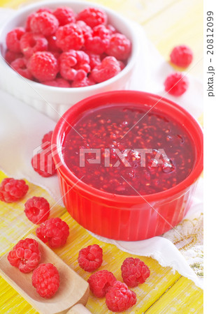 raspberry jam 20812099