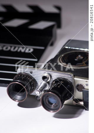 Old movie camera with film clapperboard Old movie camera with film clapperboard 20816541