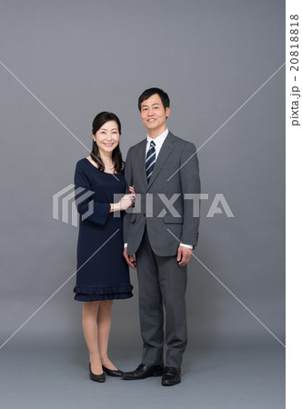 ミドルの夫婦 ミドルの夫婦 20818818