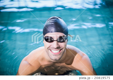 Man wearing swimming goggles Man wearing swimming goggles 20819575